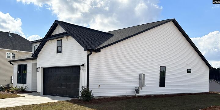 Property Photo: 201 Caballeros SC 29127