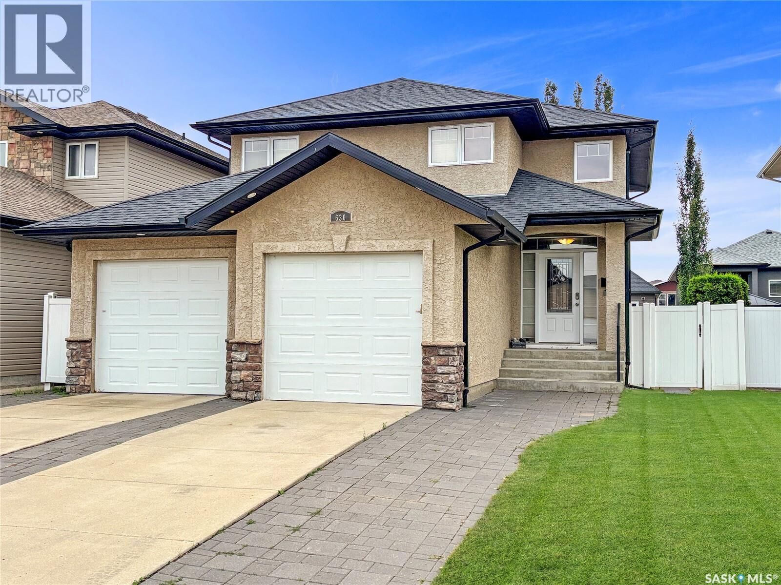 Property Photo:  630 McKague Crescent  SK S7R 0A9 