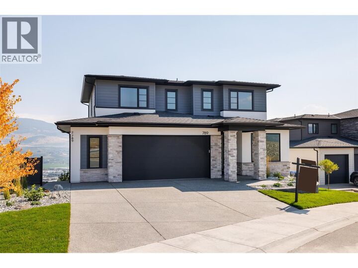 Property Photo: 789 Carleton Street BC V1V 0A8