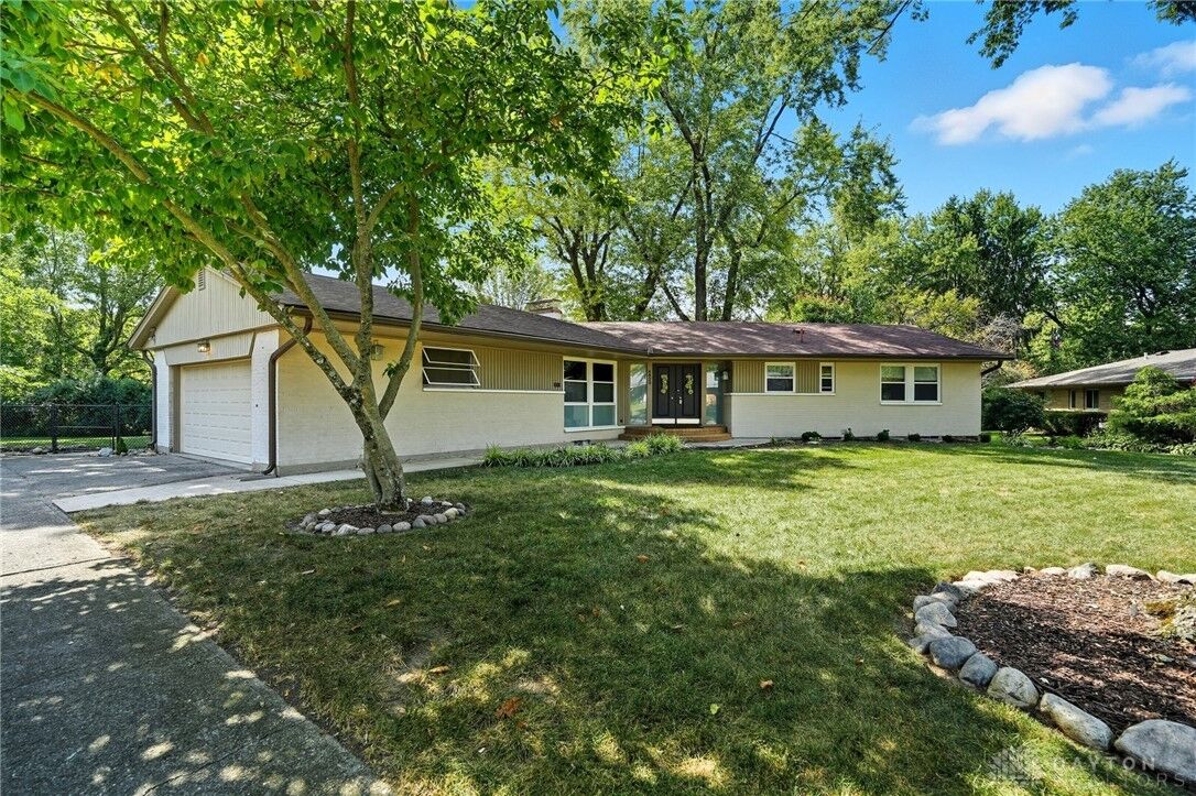 Property Photo: 4823 Pamela Sue Drive OH 45429