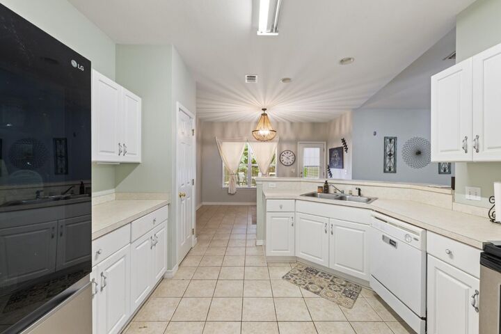 Property Photo:  1753 Hopper Street  FL 32578 