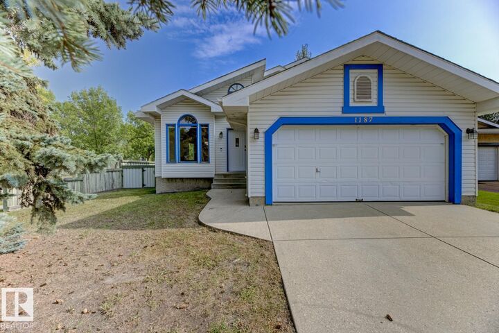 1187 Potter Greens Drive NW  Edmonton AB T5T 5Y6 photo