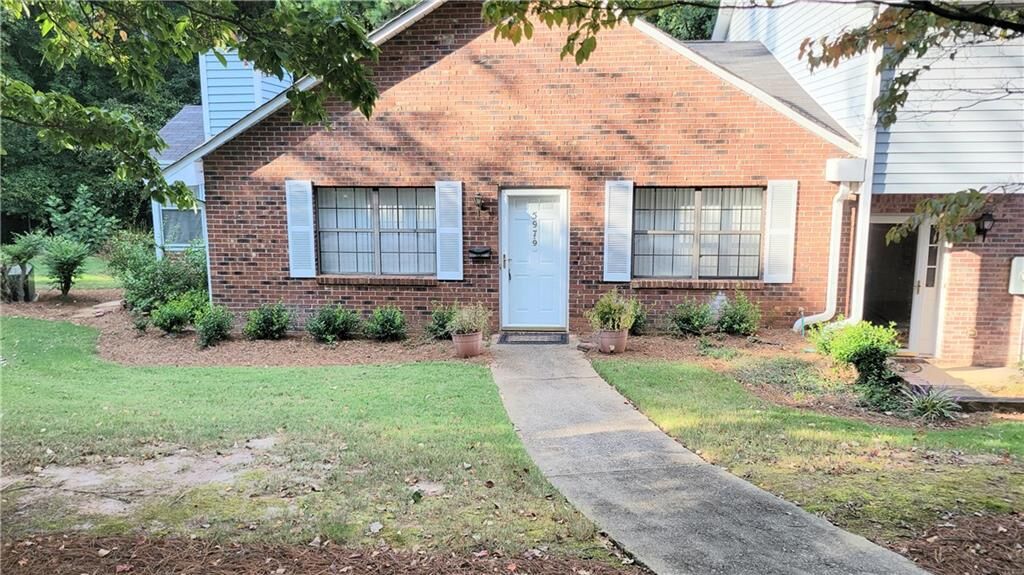 Property Photo:  5979 Wintergreen Road  GA 30093