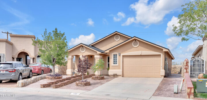 Property Photo:  2189 Lisa Sherr Street  TX 79938 