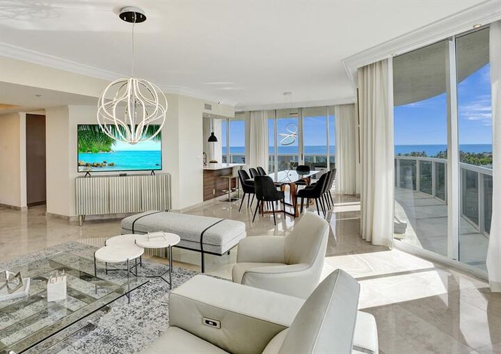 Property Photo: 3100 N Ocean Blvd 808 FL 33308