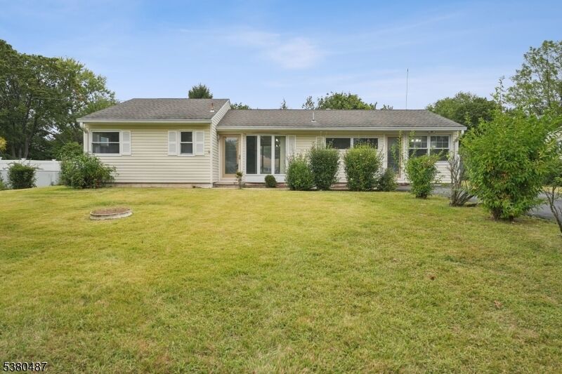 Property Photo: 80 Kendall Rd NJ 08824