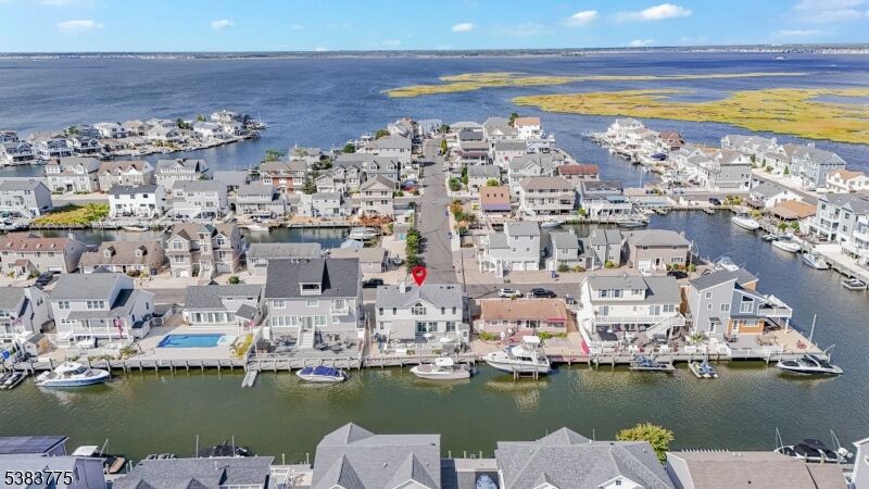 Property Photo:  366 Fort Meyers Ct  NJ 08735 