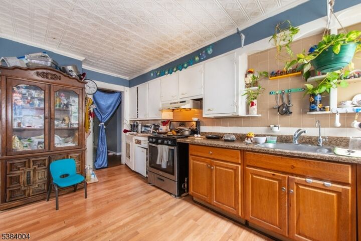 Property Photo: 356 Henry St NJ 07050