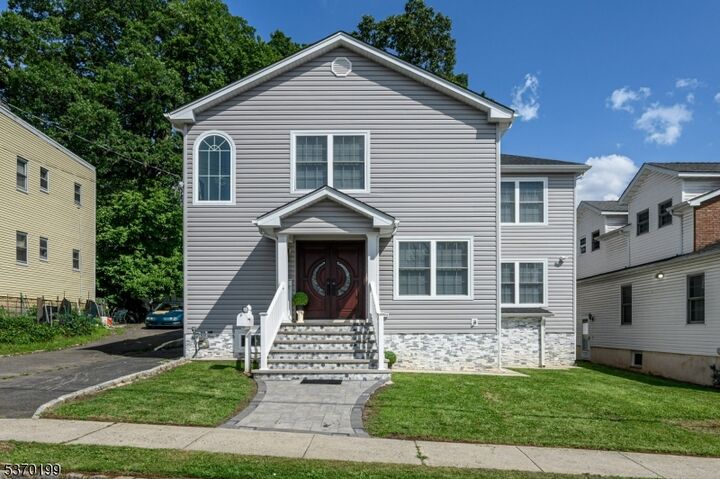 289 Indiana St  Union Twp. NJ 07083 photo