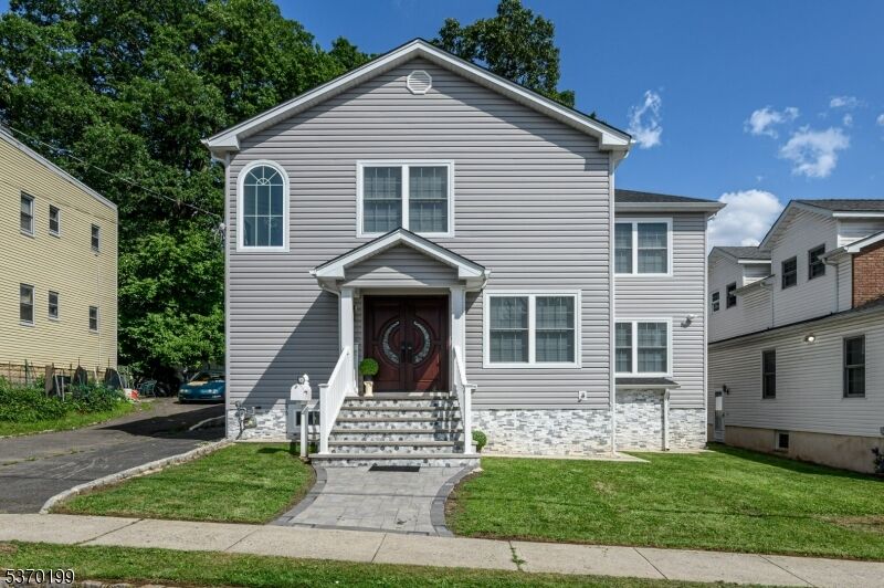 Property Photo: 289 Indiana St NJ 07083