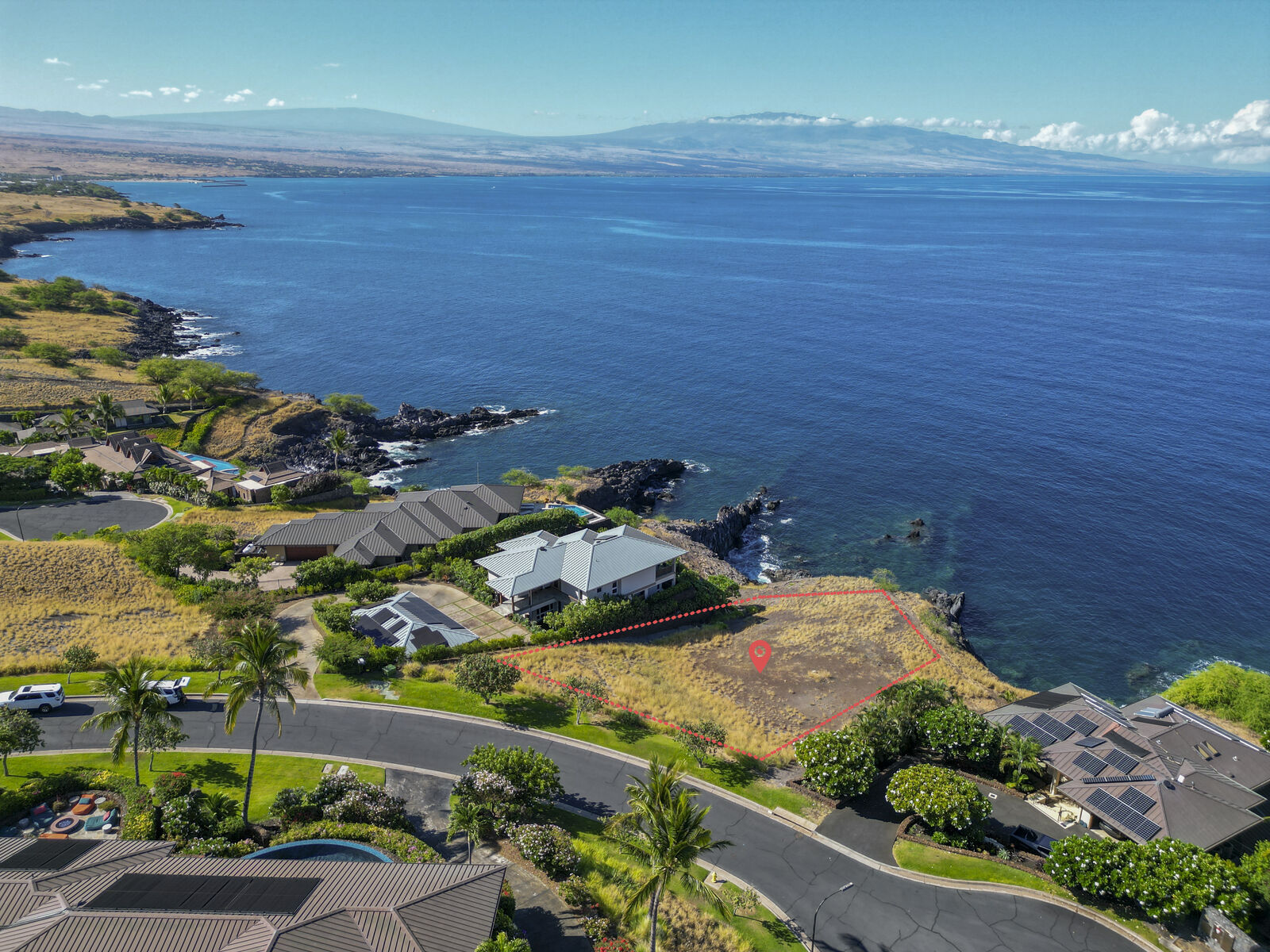 Property Photo: 59-111 Pakuikui Pl HI 96743