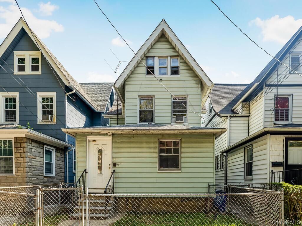 Property Photo:  557 S 5th Avenue  NY 10550 