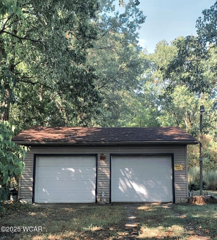 Property Photo:  1580 W Robb Avenue  OH 45805 