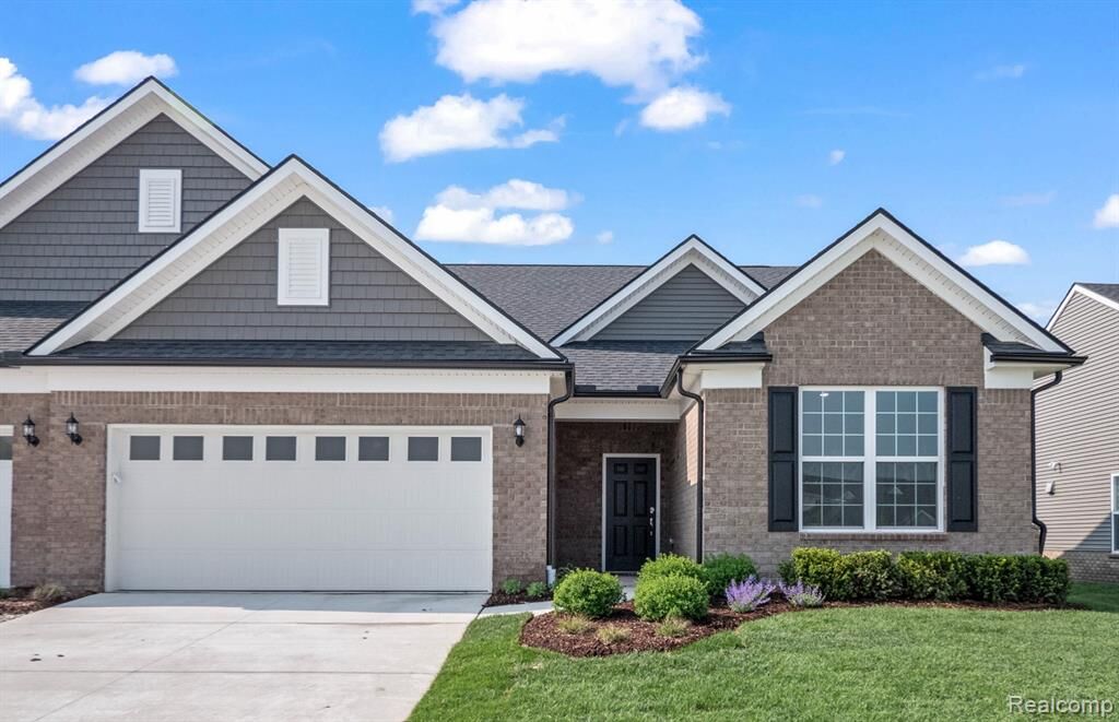 Property Photo:  16104 Conifer Lane  MI 48038 3817 