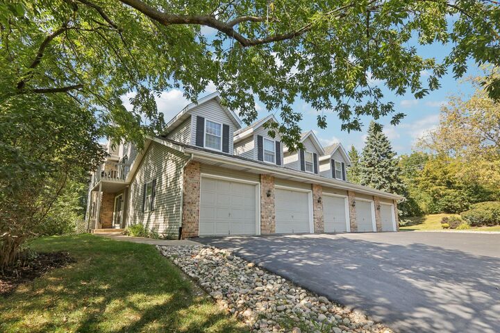 Property Photo: 2283 Quail Hollow Ct A WI 53018