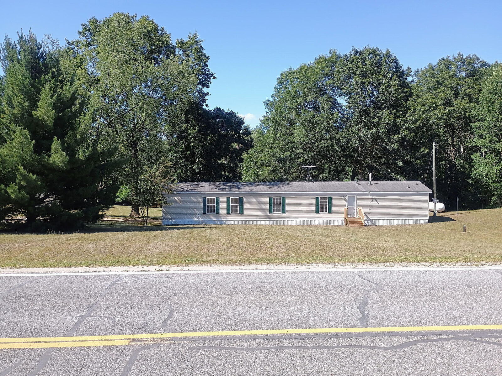 Property Photo: 4080 W Stevenson Lake Road MI 48632