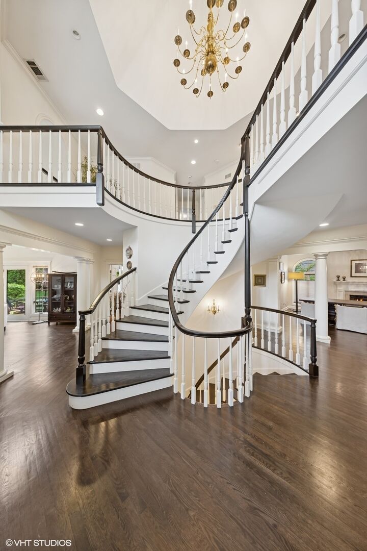 Property Photo: 440 Woodside Avenue IL 60521