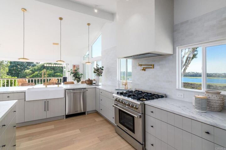 Property Photo: 416 Vista Grande CA 92660
