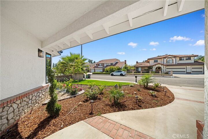 Property Photo:  1420 Linda Way  CA 91006