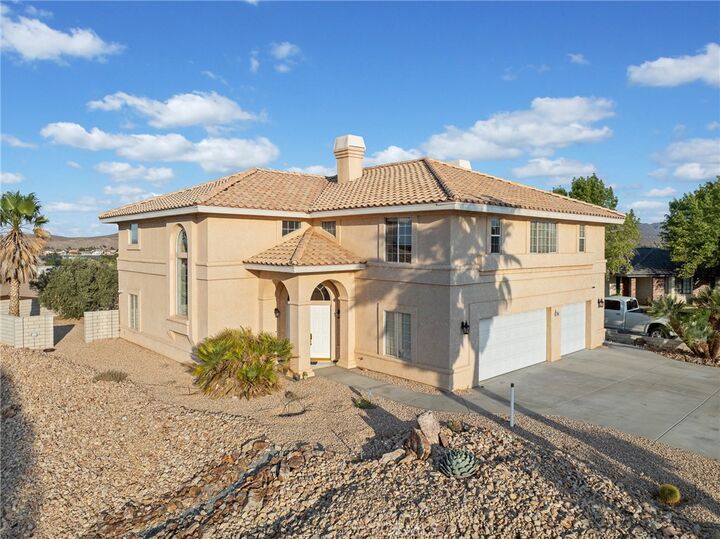Property Photo: 26463 Gem Ct CA 92342