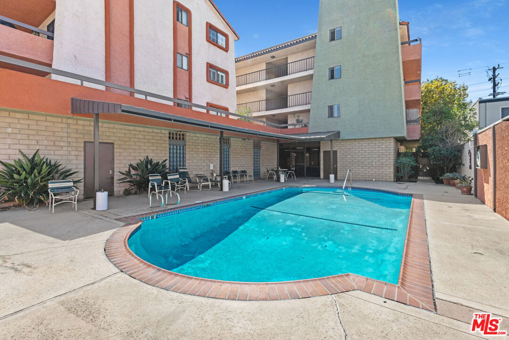 Property Photo: 5001 E Atherton Street 203 CA 90815