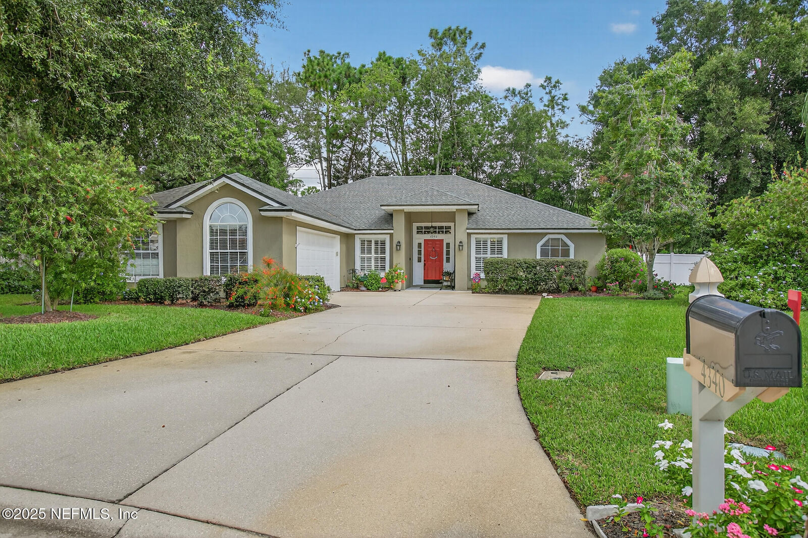 Property Photo: 4340 Rye Court FL 32259
