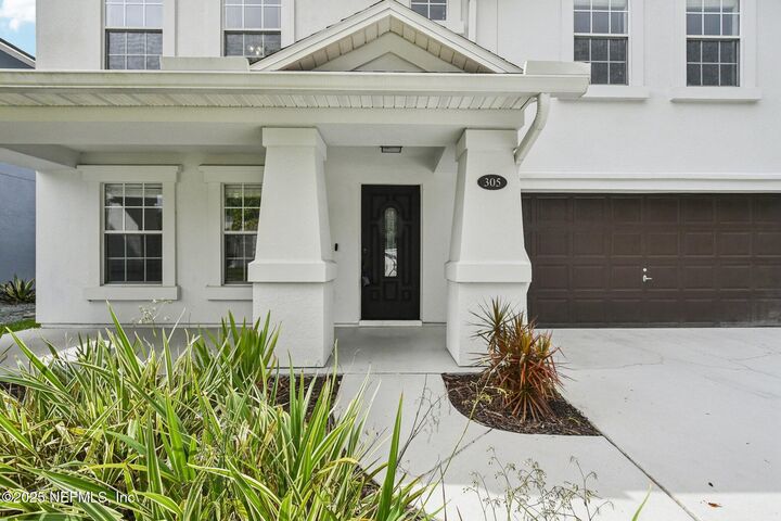 Property Photo:  305 Carriage Hill Court  FL 32259 