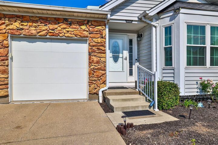 Property Photo:  8492 Watersedge Drive  KY 41042 