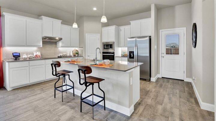 Property Photo: 4213 Cornerstone Circle TX 76048
