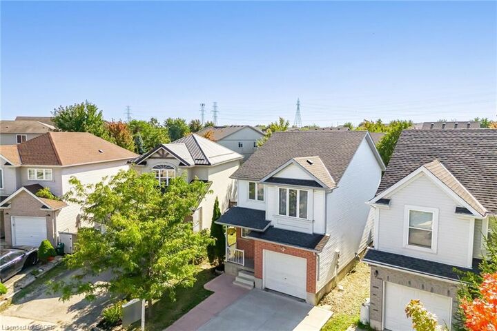 Photo de la propriété:  525 Chablis Drive  ON N2T 2Y1 