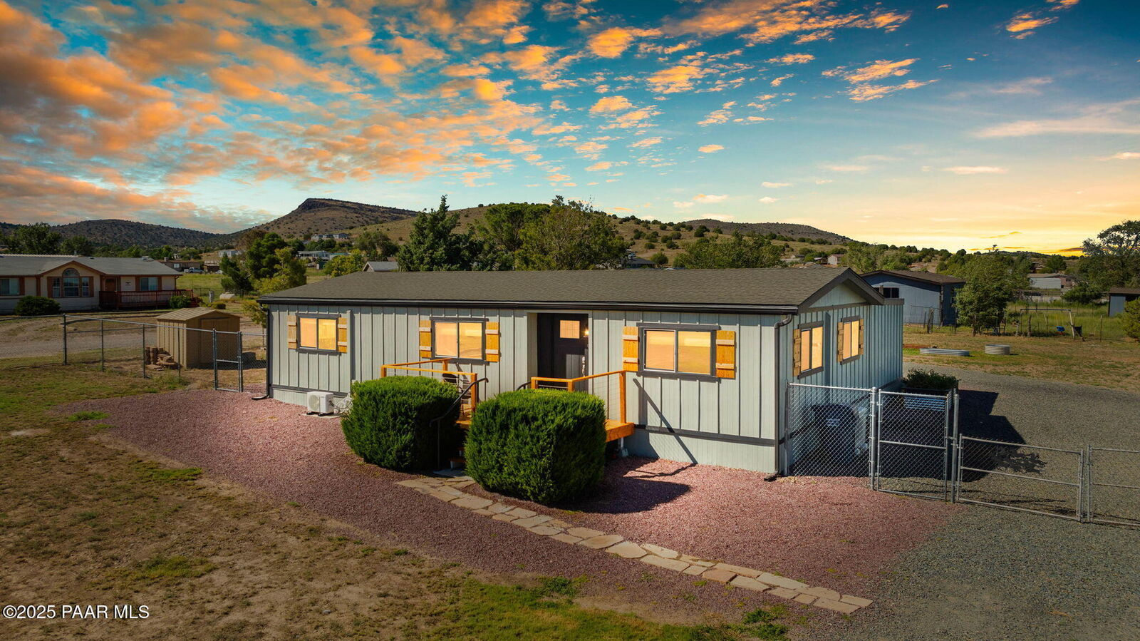 Property Photo: 2725 N Sioux Drive AZ 86323