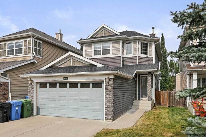 8018 Cougar Ridge Avenue SW  Calgary AB T3H 5S1 photo