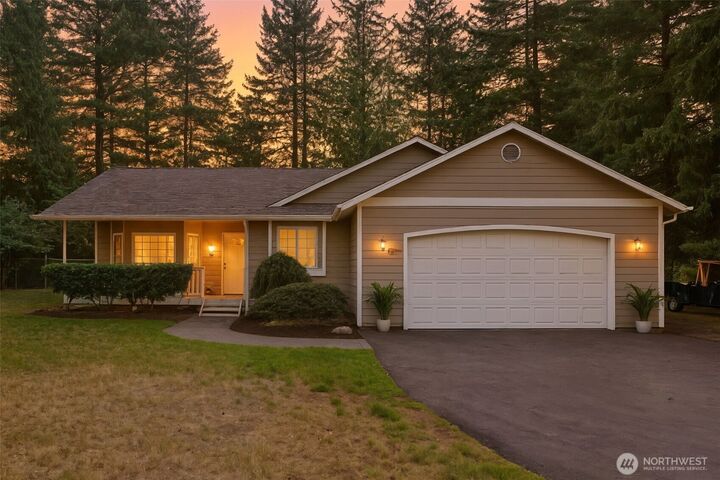 705 SW Logan Road  Port Orchard WA 98367 photo