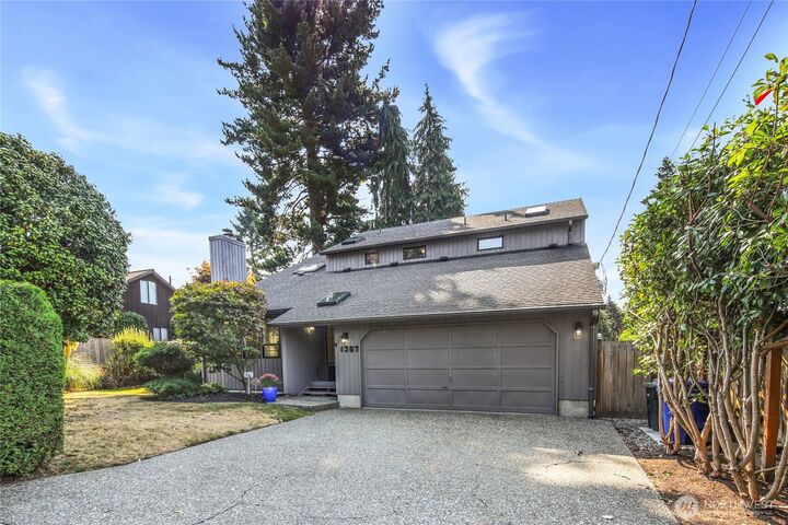 Property Photo:  1307 SW 160th Street  WA 98166 