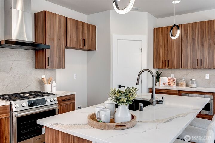 Property Photo:  4001  215th Street SE A  WA 98021 