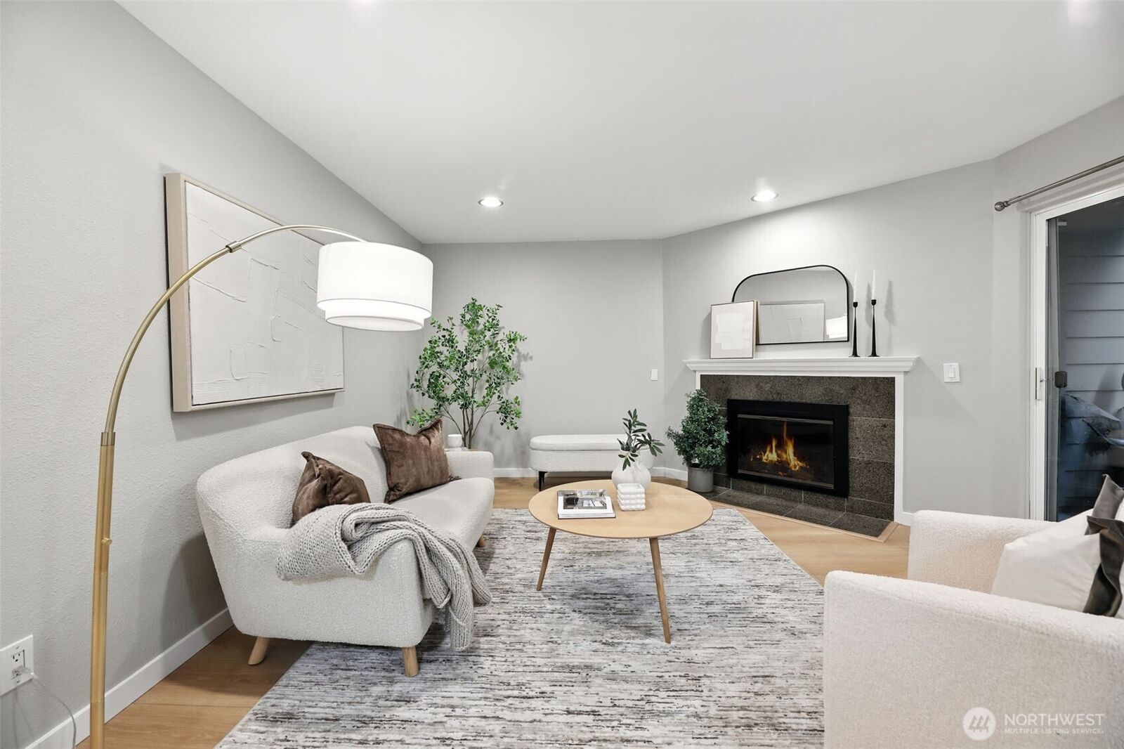 Property Photo:  3233 NE 12th Street 207  WA 98056 