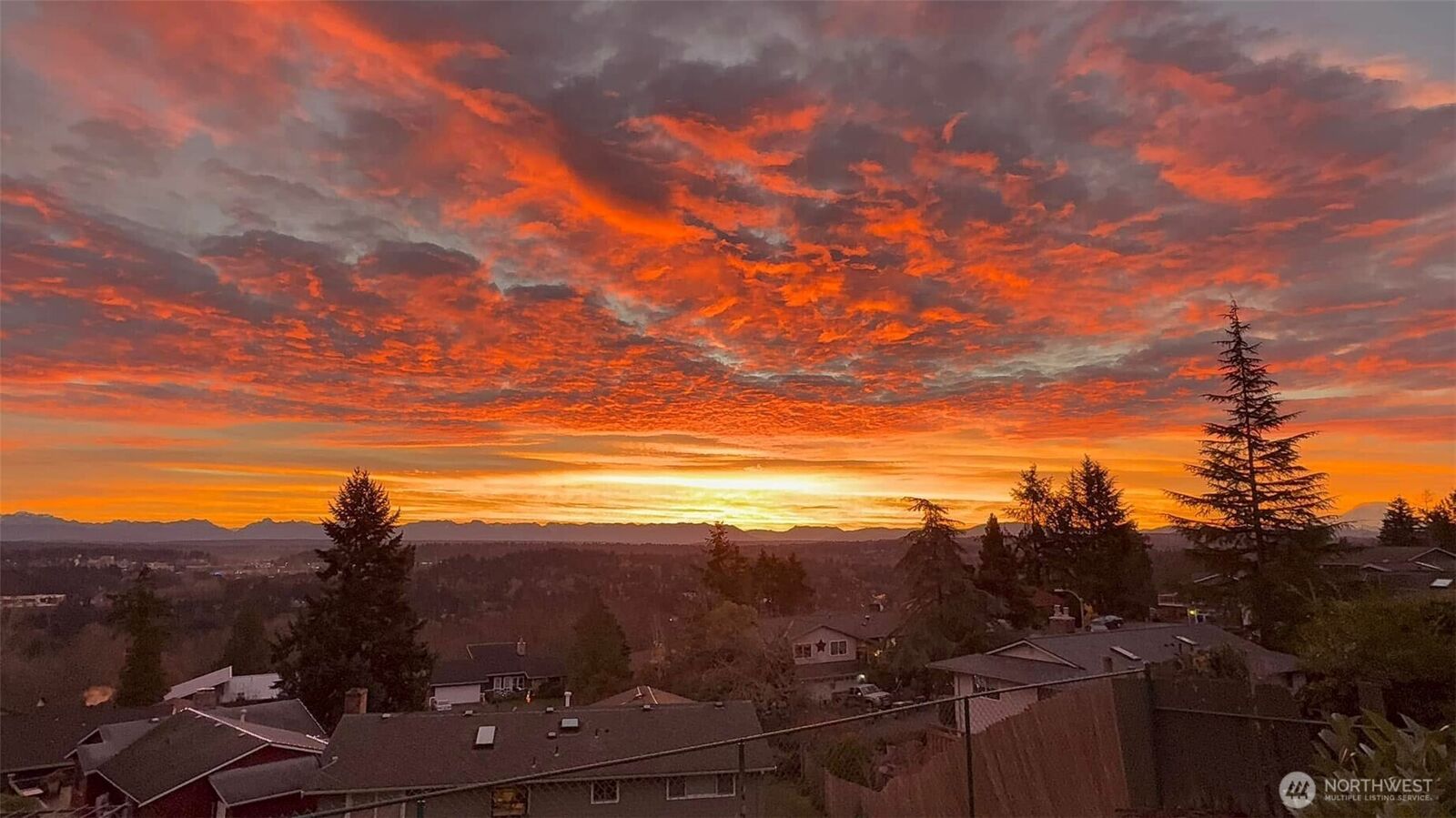 Property Photo:  12604  88th Place NE  WA 98034 