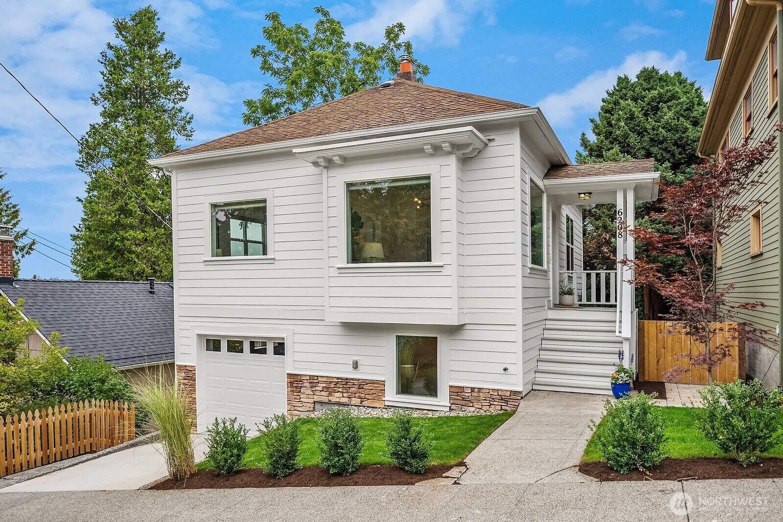 Property Photo:  6208  Fremont Avenue N  WA 98103 