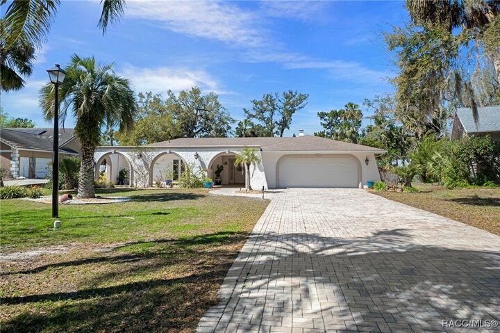 11857 W Riverhaven Drive  Homosassa FL 34448 photo