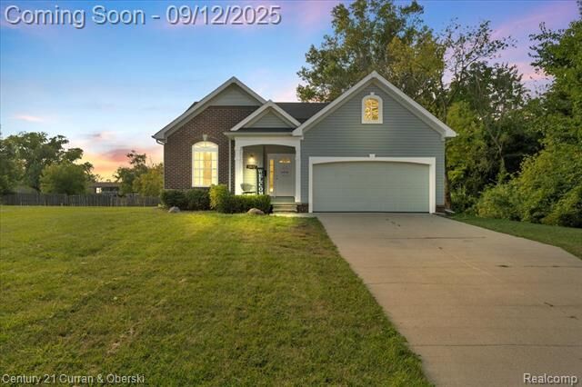 Property Photo:  33172 Swallow Drive  MI 48173 