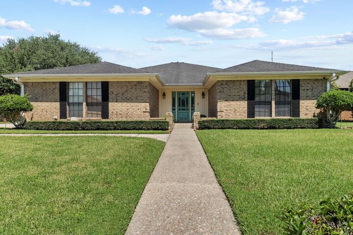 7040 Limerick Dr.  Beaumont TX 77706 photo