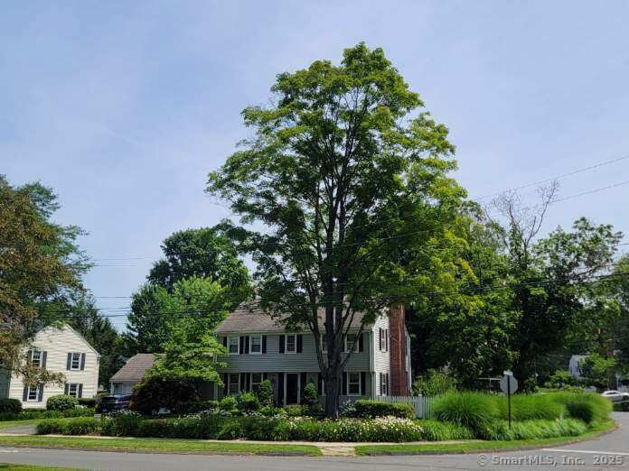 Property Photo: 126 Westminster Drive CT 06107