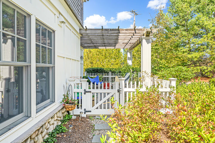 Property Photo:  103 Main Street 1103  CT 06378 