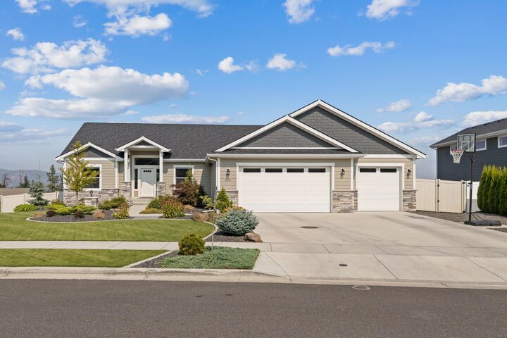 Property Photo:  2712 W Howesdale Rd  WA 99208 
