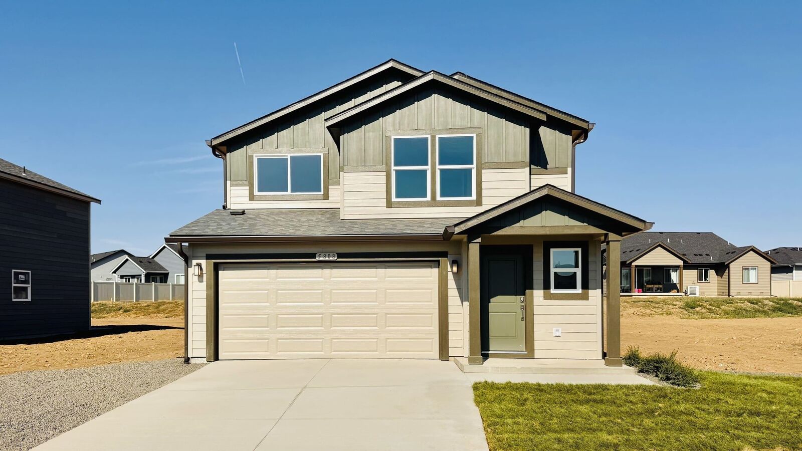 Property Photo:  80 S Airlift St  WA 99001 