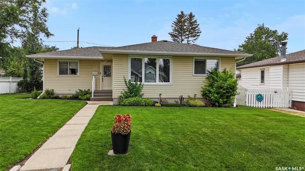 Photo de la propriété: 474 4th Avenue SE SK S9H 3M1
