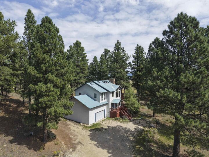 Property Photo:  76 Armijo Dr  NM 87710 