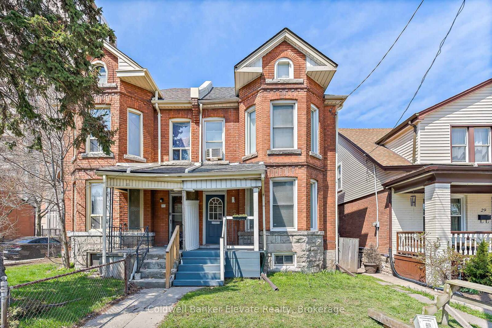 Property Photo:  27 Tisdale Street N  ON L8L 5M3 