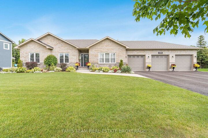 Property Photo:  1962 Elana Drive  ON L3V 0C2 