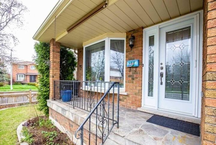 Property Photo:  3328 Jordan Avenue  ON L7M 3R2 